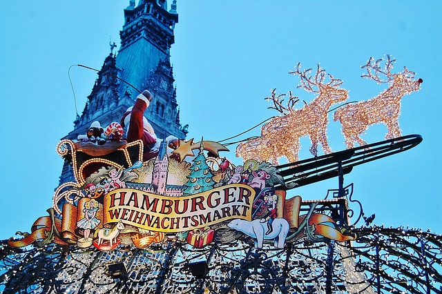 Enjoy a charming escort date at the Hamburg Christmas Market in November 2025 – mulled wine, sparkling lights, and stylish companionship.