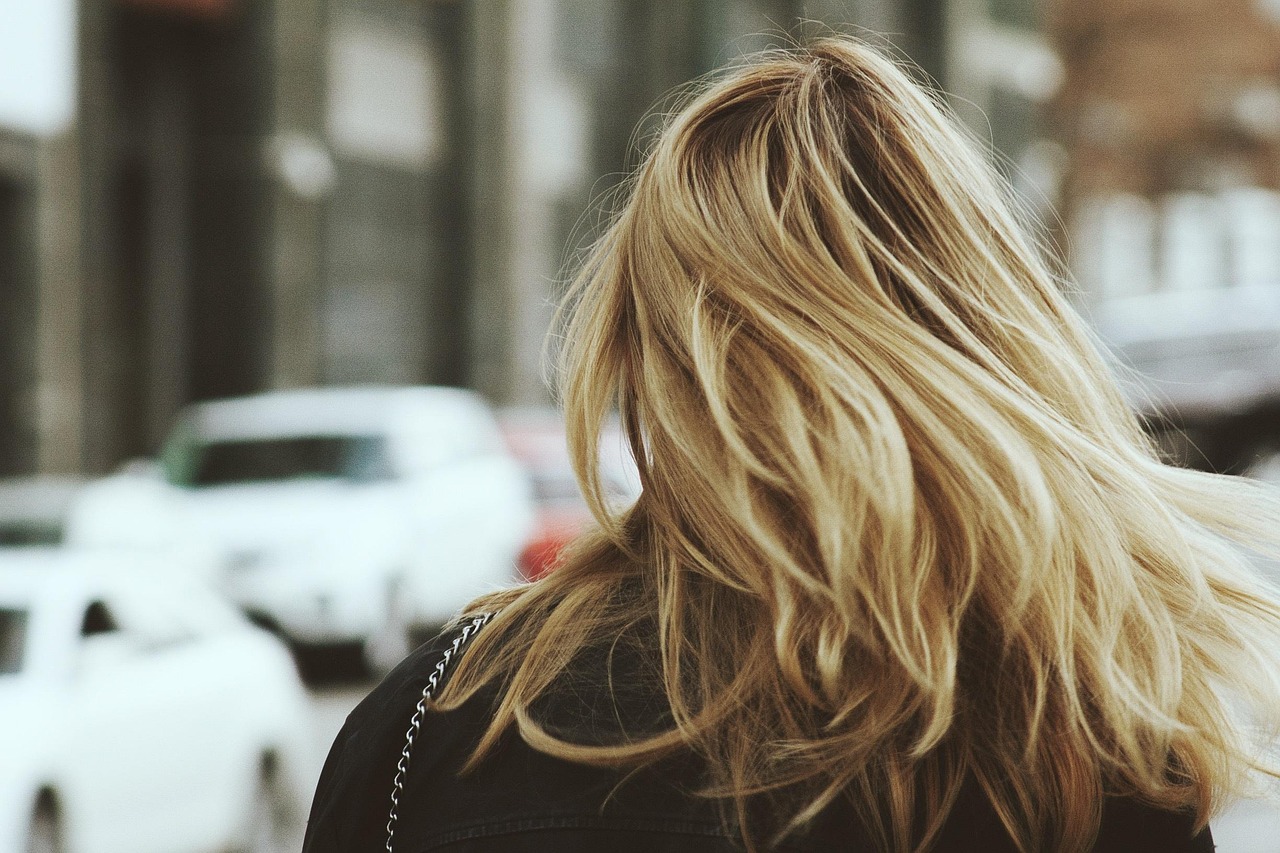Entdecken Sie Escort als selbstbestimmte Karriere für Frauen. Wie finanzielle Freiheit, Selbstbewusstsein und flexible Arbeitszeiten Empowerment schaffen.