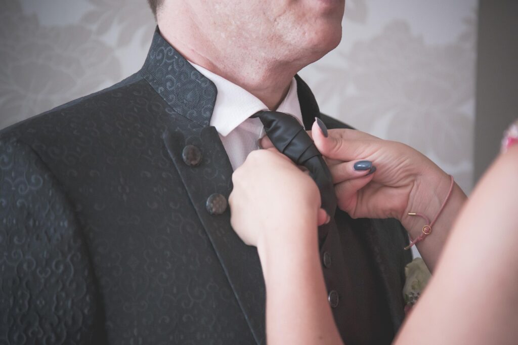 Erfahren Sie, wie Sie sich optimal auf ein Date mit einer Escort-Dame vorbereiten. Tipps zu Auftreten, Kommunikation und kleinen Gesten für ein gelungenes, stilvolles Treffen.